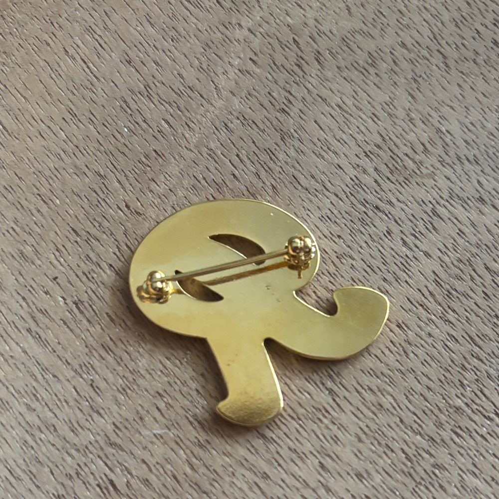 Gold Letter R Initial Pin - Picture 2 of 5